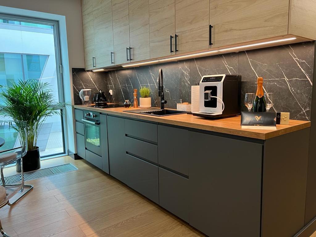גדינייה Modern Vero Apartments Yacht Park מראה חיצוני תמונה